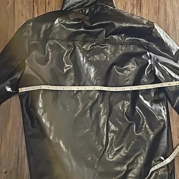 NWT Womens Pretty Little Things Black Faux Leather Oversized Moto Jacket Sz 2 - Picture 7 of 8